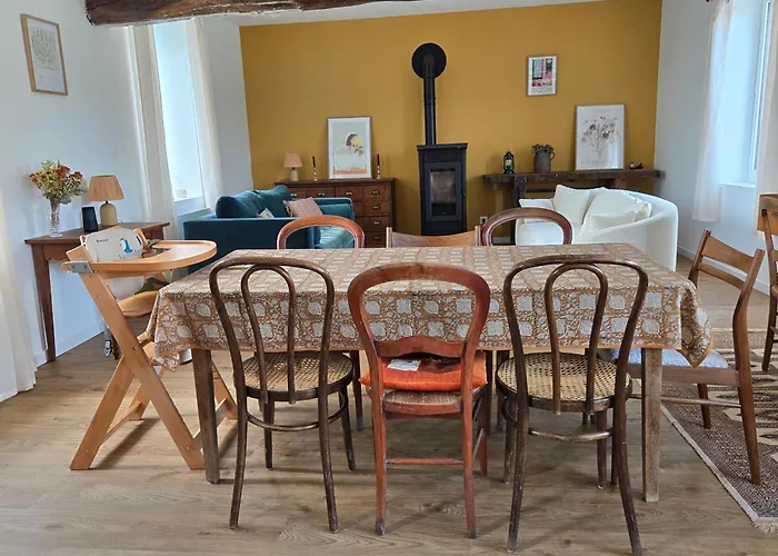 Ferienhaus Maison De Charme, Calme, Nature, Confort Notre-Dame-du-Hamel